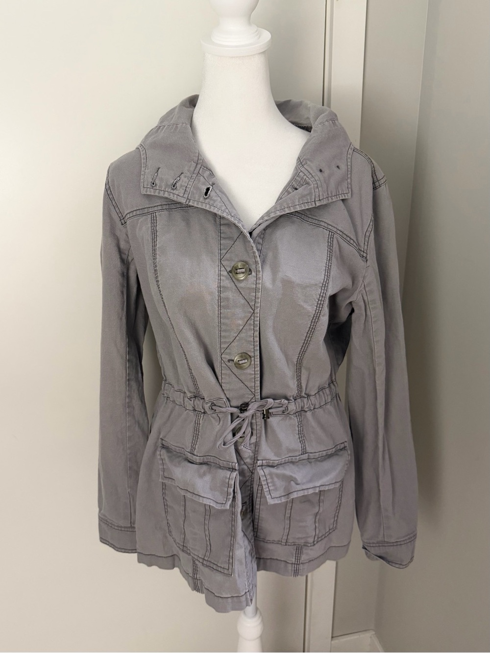 Light Gray Hooded Drawstring Waist Button Up Utility Jacket